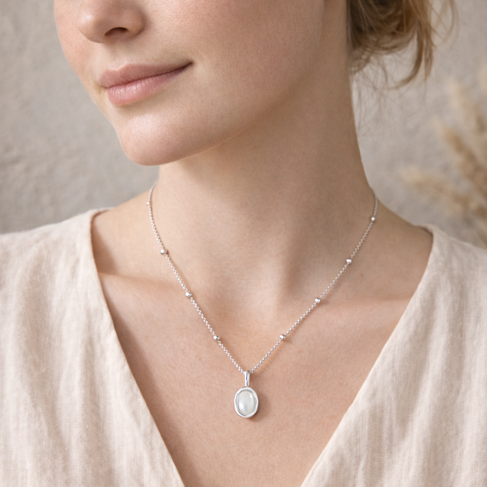 AURA Seashell Necklace