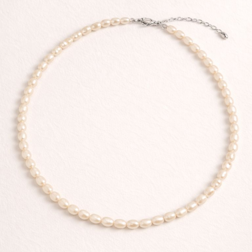 Lustre Pearl Necklace